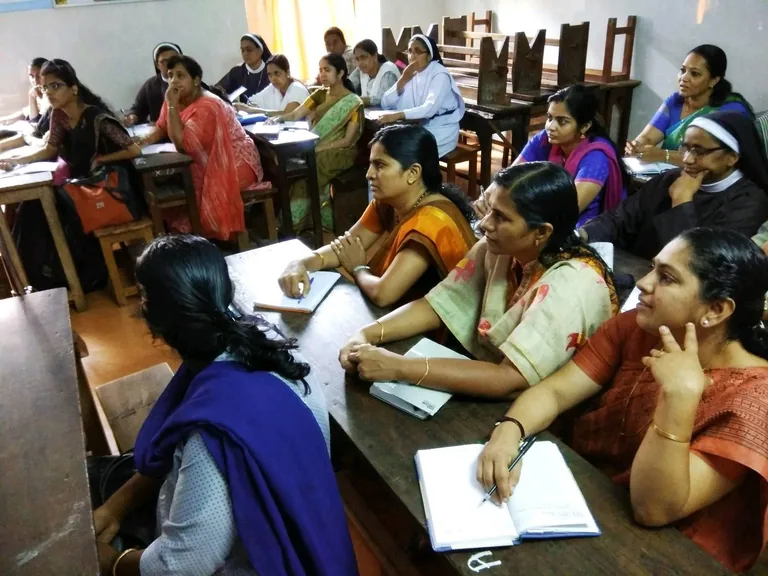 English Refresher course conducted for the teachers of Sacred Heart School, Thrissur