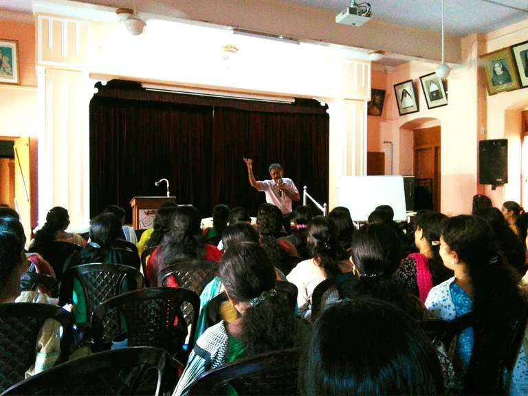 English training session for the faculty of St. Mary’s College, Thrissur
