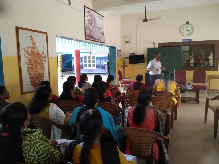 English session for teachers of Sandeepani Vidya Nikethan, Thrissur